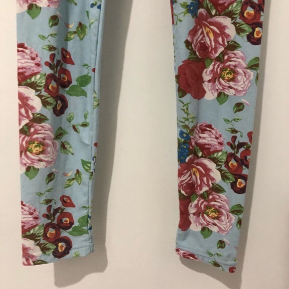 Blue Floral Rose Ultra Soft Leggings One Size - Picture 4 of 6